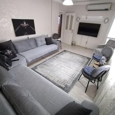 3Ege Ueniversitesine Ve Hastane Ye Cok Yakin Aile Icin Uygun Bornova Екстериор снимка